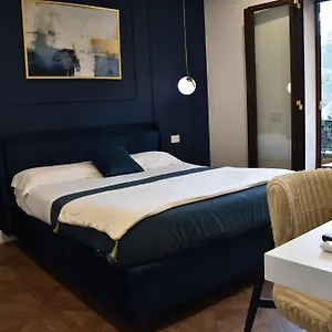 Gloden House , Taormina Italia